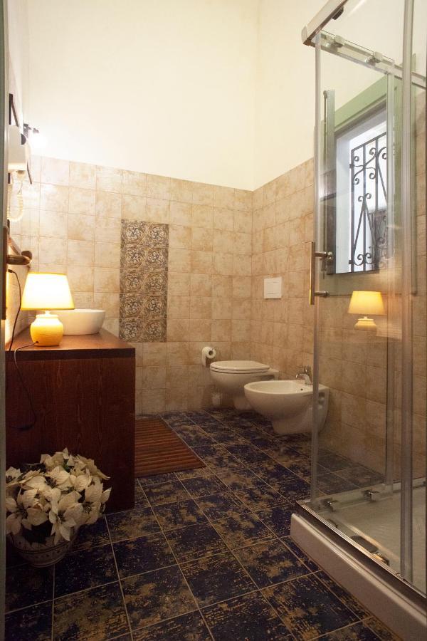 Case Vacanze "Residenze Trapanesi" ตราปานี ภายนอก รูปภาพ